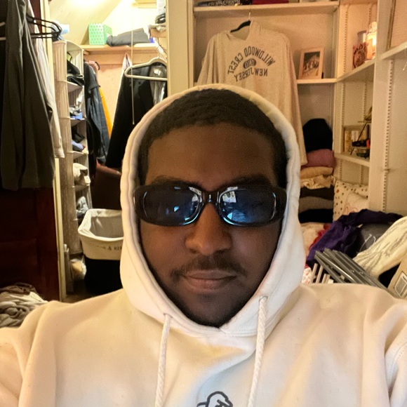 Meet your Posher, Jared - Picture 1 of 1